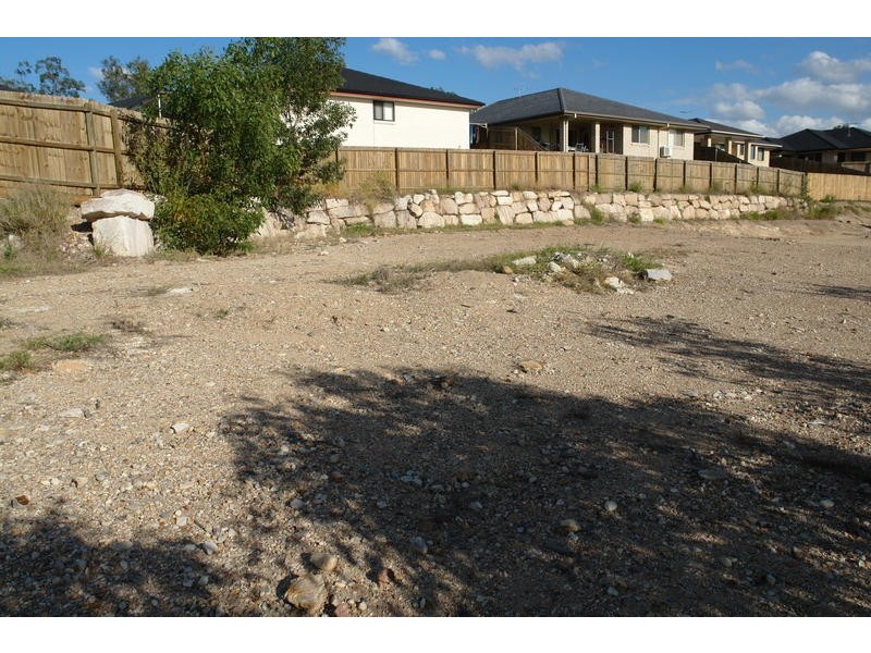 19 Yaggera Place, Bellbowrie QLD 4070